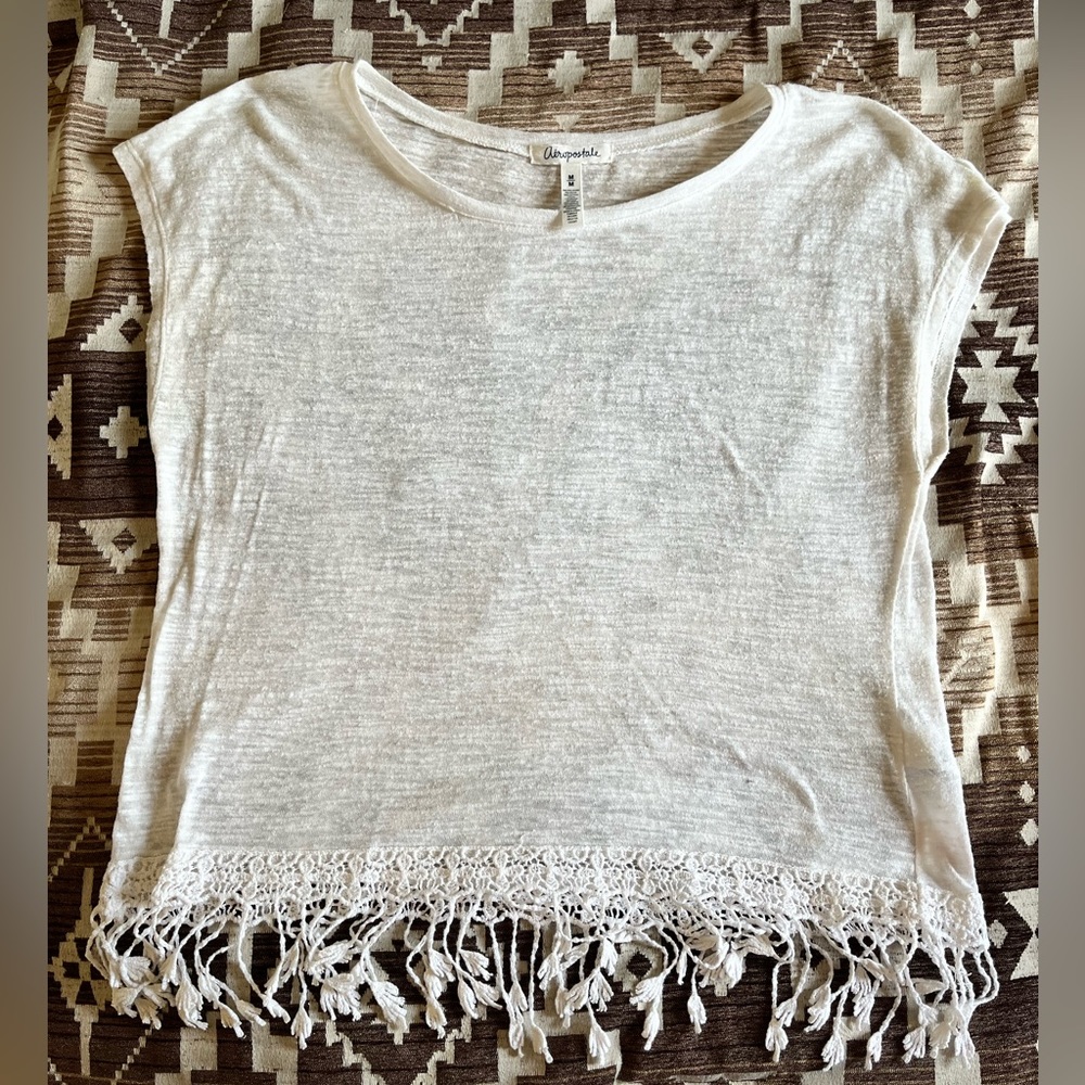 White shirt with crochet fringes